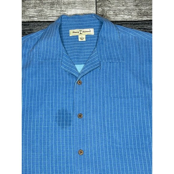 Tommy Bahama Silk Short Sleeve Button Down Shirt - Picture 5 of 7